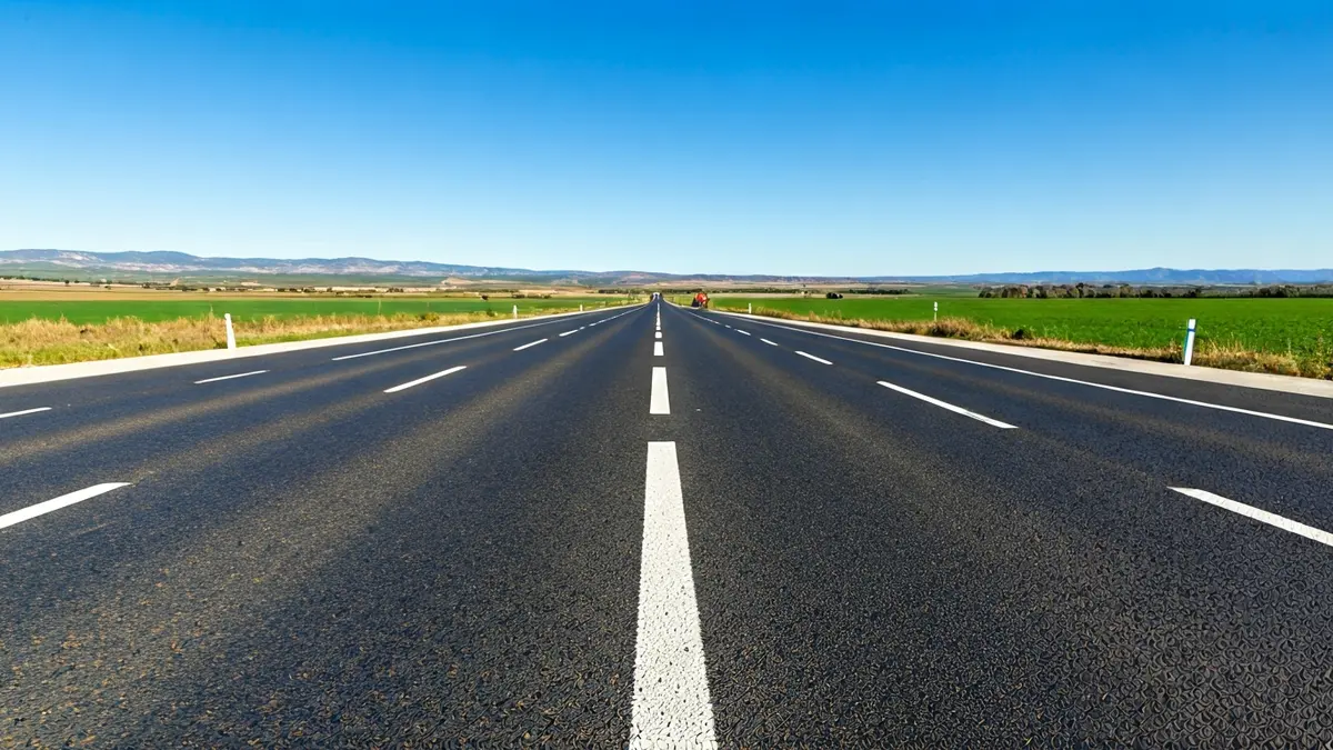 Generic image of a newly asphalted road in Andalusia.