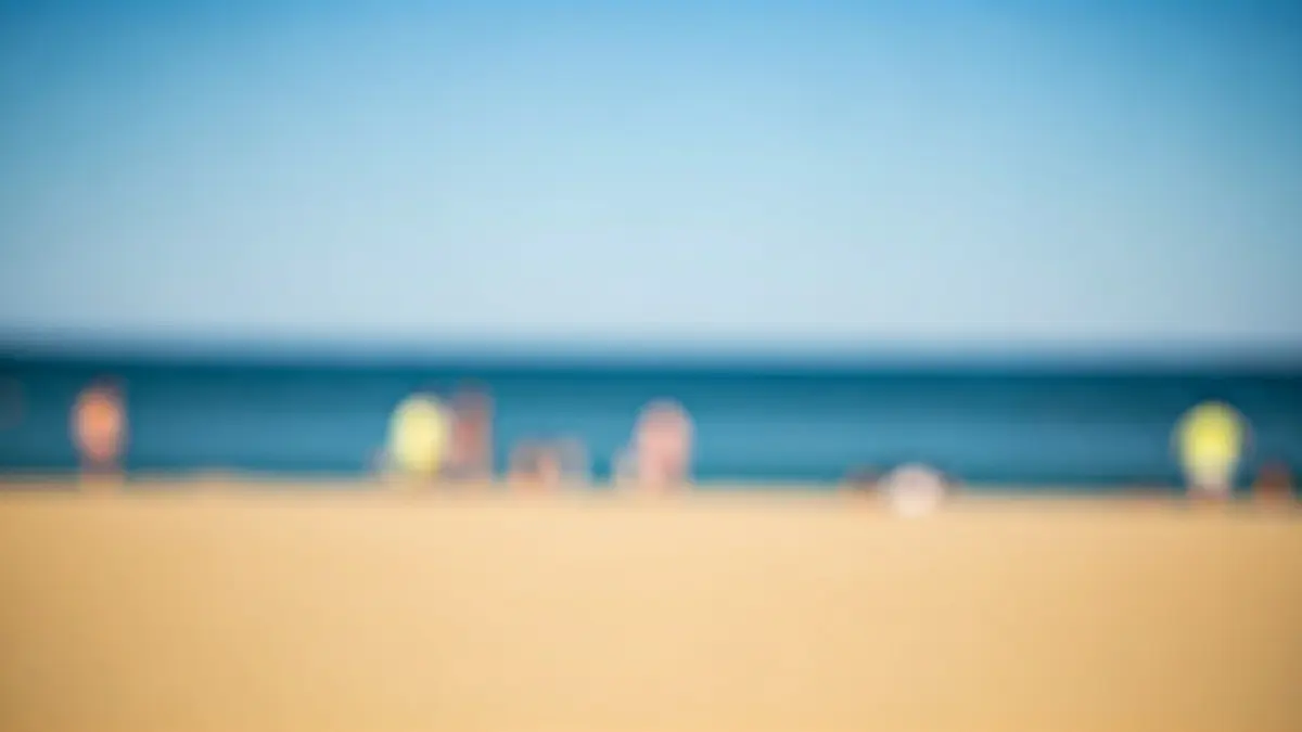 Generic image of a sunny beach in Huelva, reflecting good weather and tourism.
