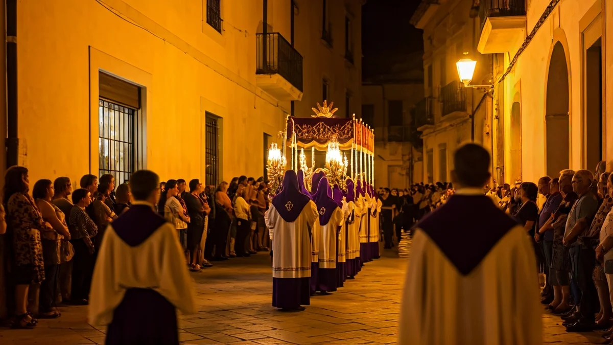 Image of a nocturnal religious procession in a narrow street of Jerez de la Frontera.