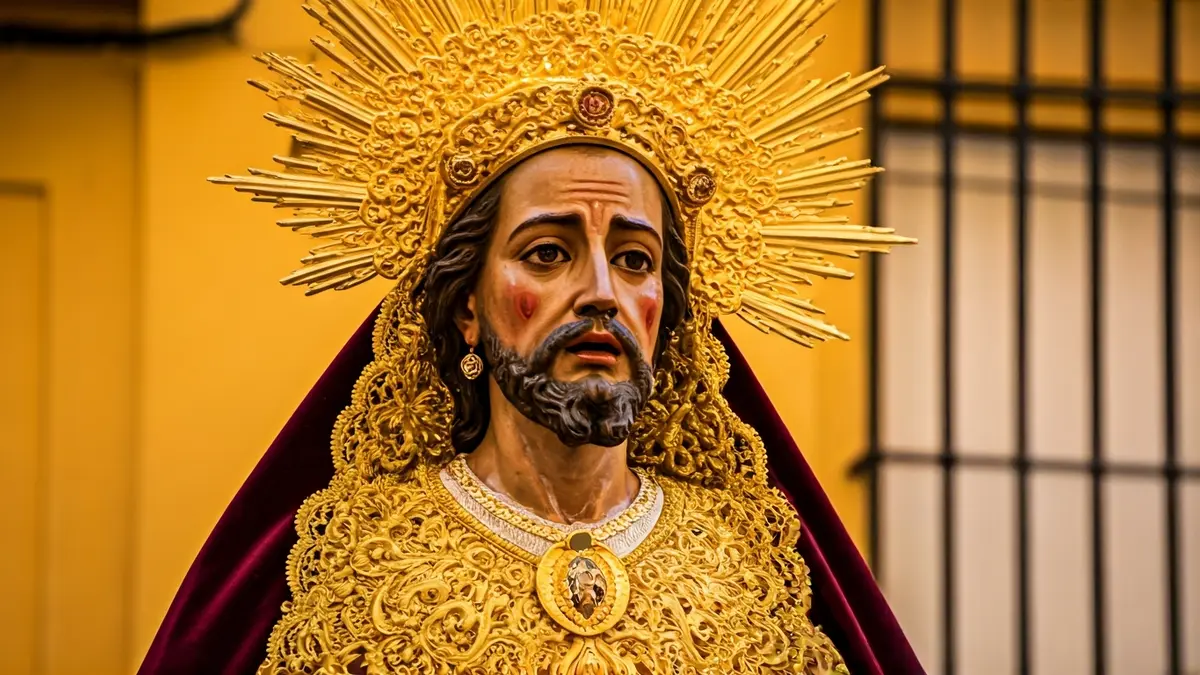 Imagen de una talla de madera policromada de Nuestro Padre Jesús de la Pasión.