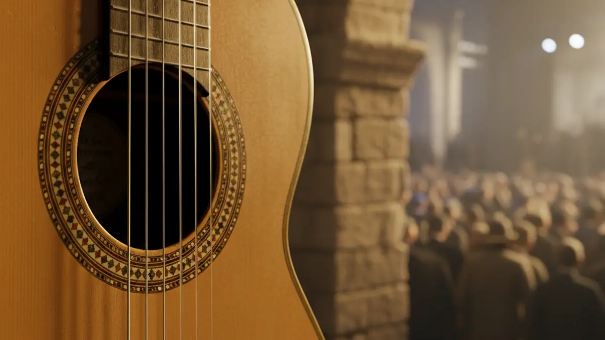 Imagen de una guitarra flamenca en un escenario histórico