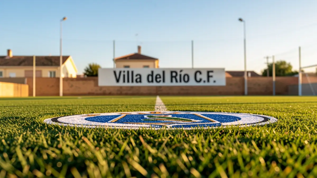 Villa del Río C.F. football pitch with the club's emblem.