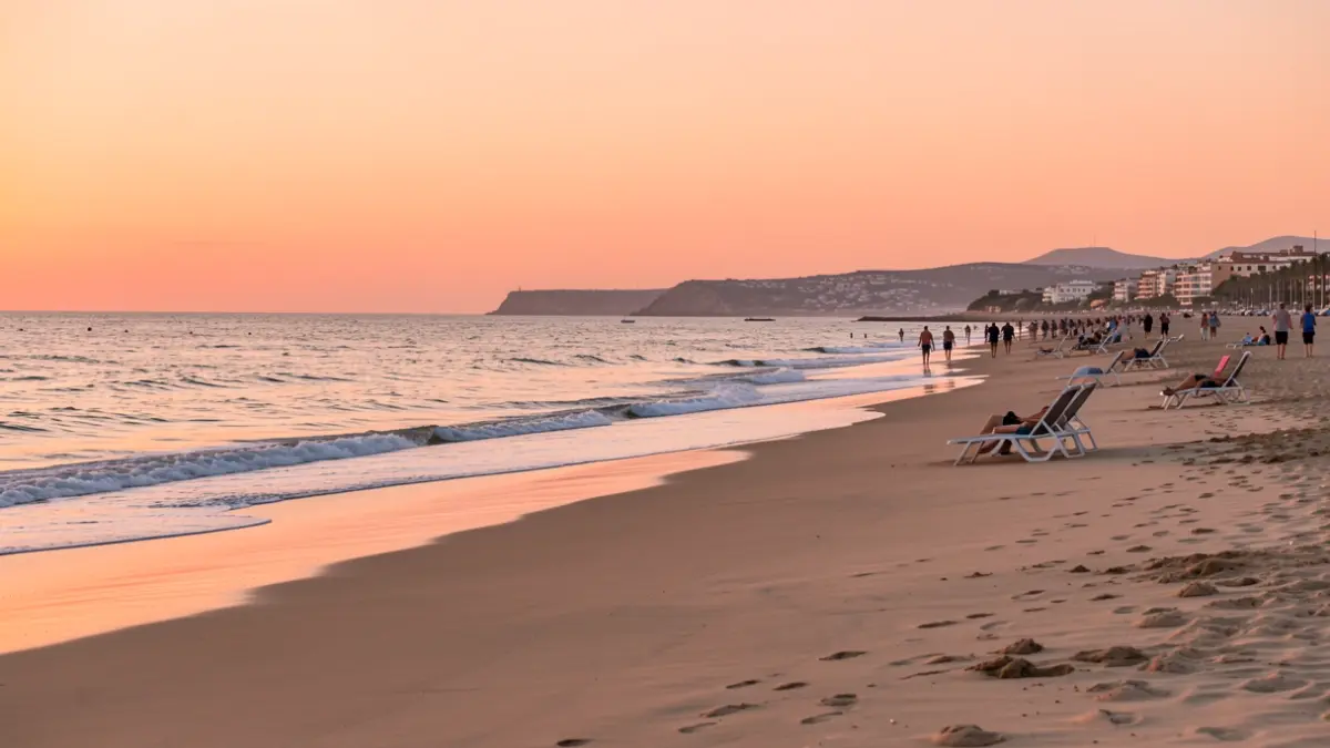 Generic image of an Andalusian beach at sunset.